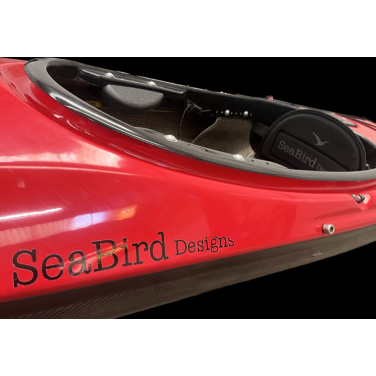 BRUGT Seabird Expedition Hybrid Carbon/Kevler Havkajak med Ror